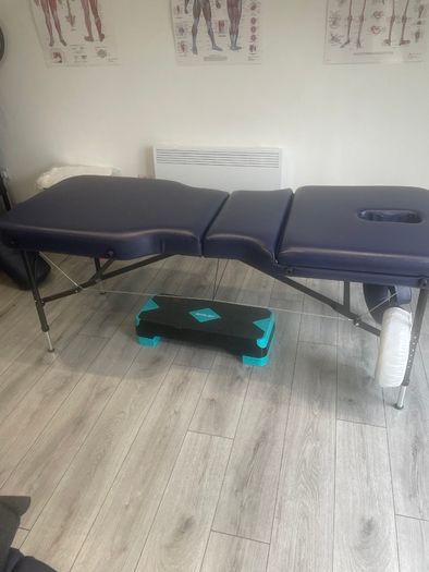 Massage table
