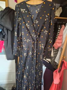 dresses 2 beautiful dresses