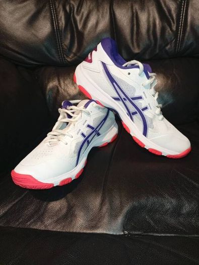 Asics Gel-Netburner Academy 9