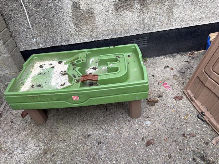 Free to take sandpit