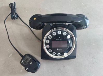 Rotary dialtone telephone