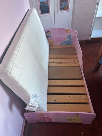 toddler princess bed