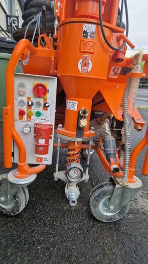 Render Spray Machine