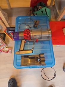 Dyson V10 unit & spares