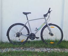Trek FX2 2021 (Gen 2) sports hybrid bike XL