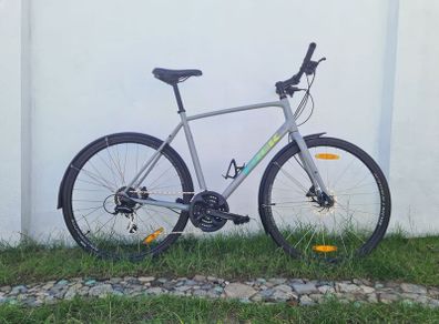 Trek FX2 2021 (Gen 2) sports hybrid bike XL