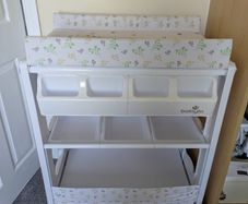 Baby changing table