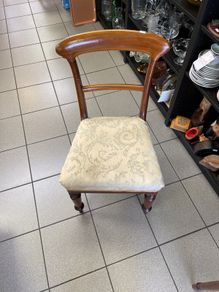 Dining chair