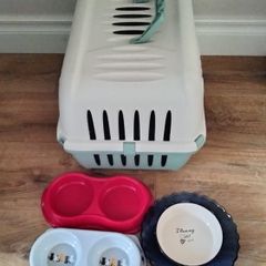 Cat Carrier and Accessories