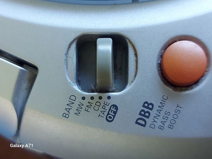 PHILIPS CD Radio Cassette Recorder, Model AZ1120,  in excellent cosmetic condition
