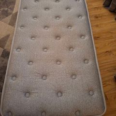Single mattress