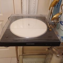 Marantz turntable