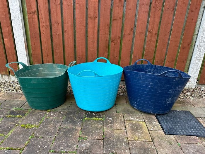 3 heavy duty buckets