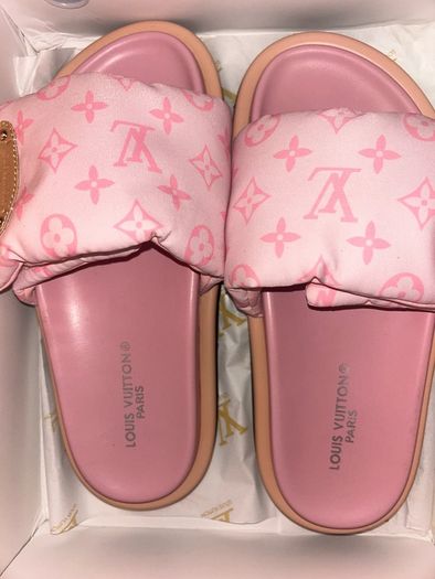 Pink LV Sliders