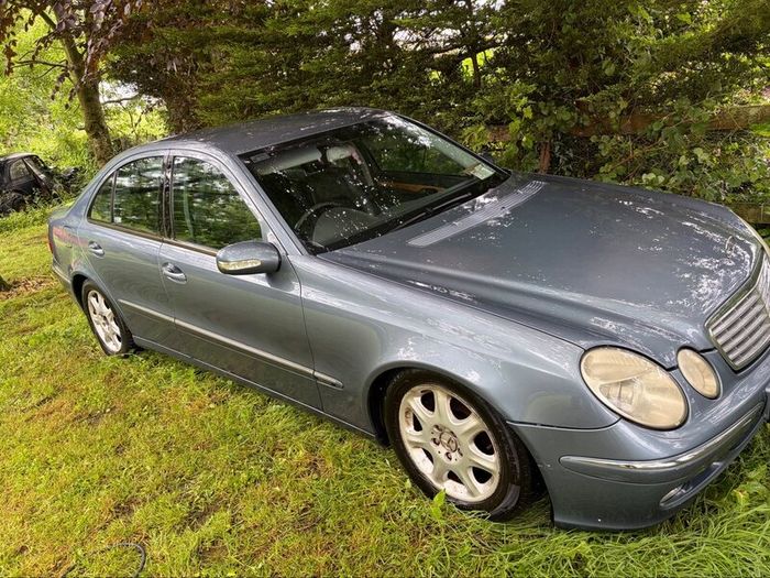 Mercedes-Benz E-Class 2003