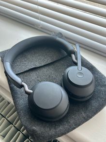 Brand New Jabra - Evolve2 65