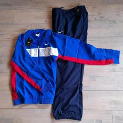 New:  Boys NIKE tracksuit age 13 - 15
