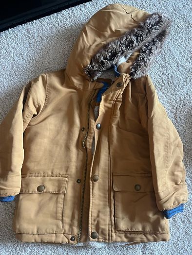 Coat aged 3-4