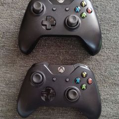 Official black Xbox One controller