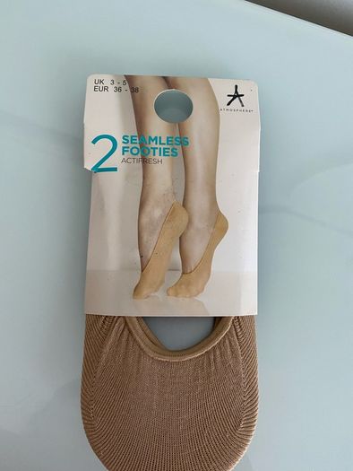 2 New Pairs of Seamless Footies