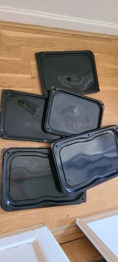 Art Supplies / sandwich trays