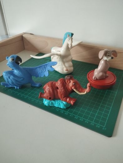 Disney & DreamWorks Animal Figures