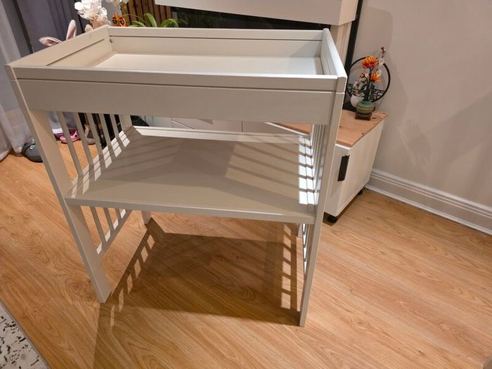 sleigh-style  baby crib and changing table