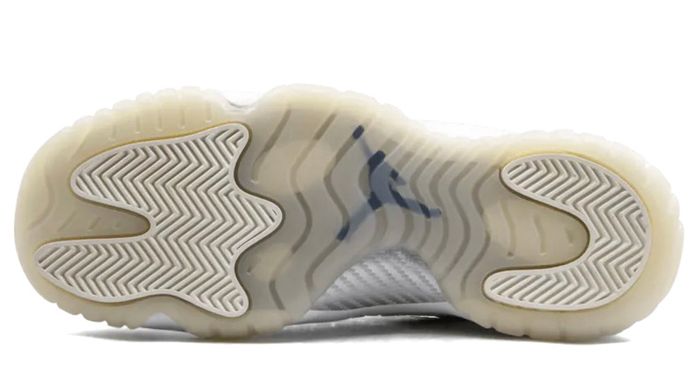 Nike Air Jordan Future Phantom Kids UK 5 Brand New & Unworn