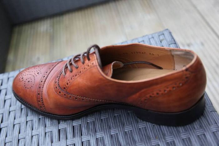 Barker brogues - UK8 - Free P&P