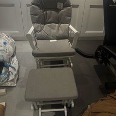 pregnancy rocking chair