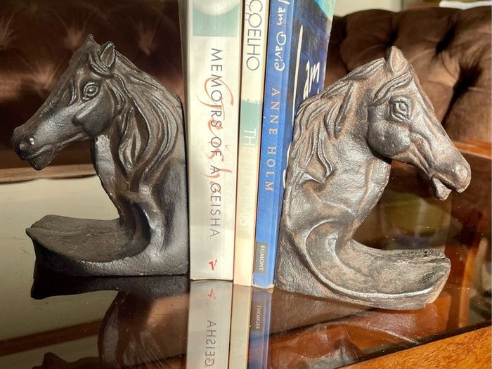 Set of 2 Textured Bronzed Metal Horse Head Bookends