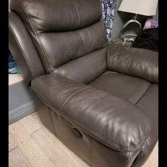 leather recliner sofa