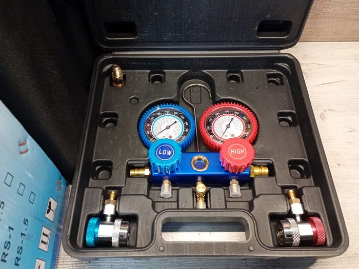 Air Conditioning Vacuum Pump 3CFM 1/4hp Refrigerator Vacuum Pump with Manifold Gauge