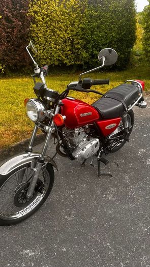 2000 Suzuki  GN125