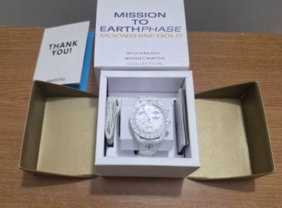 Omega x Swatch MoonSwatch - Mission to Earthphase (Moonshine Gold)