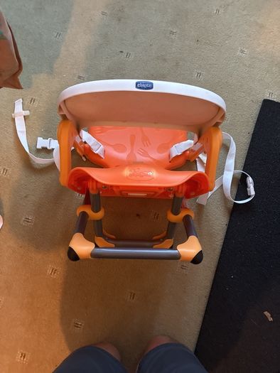 Collapsible baby chair