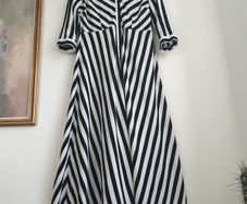 Yas Dress Size Large