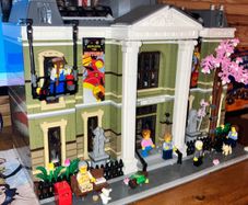 Lego Natural History Museum 10326