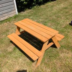kids picnic bench