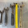 Adjustable wrenches Image 2