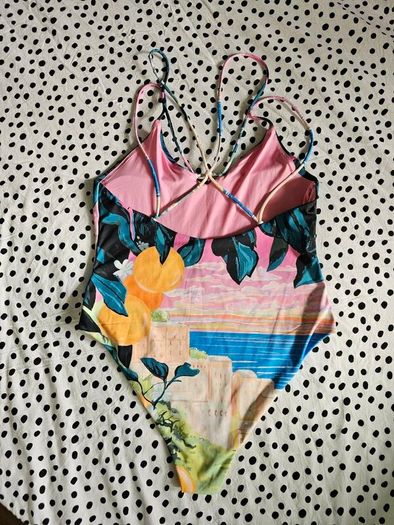 H&M Italian beach scene swimsuit Size M