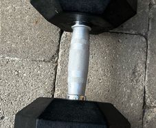 1x25kg rubber hex dumbbell. One available