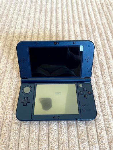 Boxed New Nintendo 3DS XL Metallic Blue