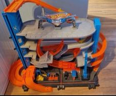 hot wheels garage