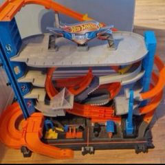 hot wheels garage