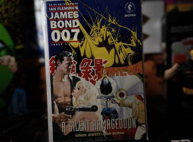 James Bond 007 ! A Silent Armageddon ! Issue #2 ! 1993 ! by Dark Horse Comics !