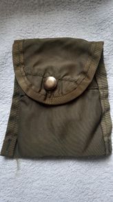 US Army ALICE LINCLOE LC-1 First Aid Dressing Unmounted Magnetic Compass Case Vietnam War