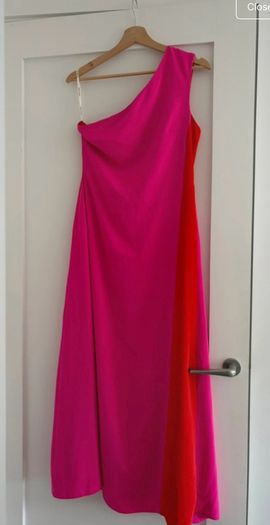 Karen Millen one shoulder Occassion dress New with tags