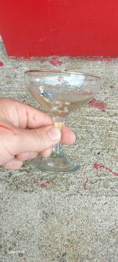 4 x original vintage babycham glasses 1970s ,collectors items ,good colour nice condition, price includes free shipping or if buyer collects cheaper,,see pictures for condition, sold as is ,