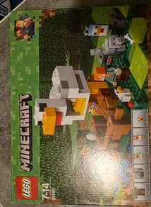 Lego Minecraft Chicken Farm
